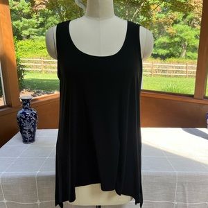 DESIGNER ALERT 🚨 Joseph Ribkoff black tank